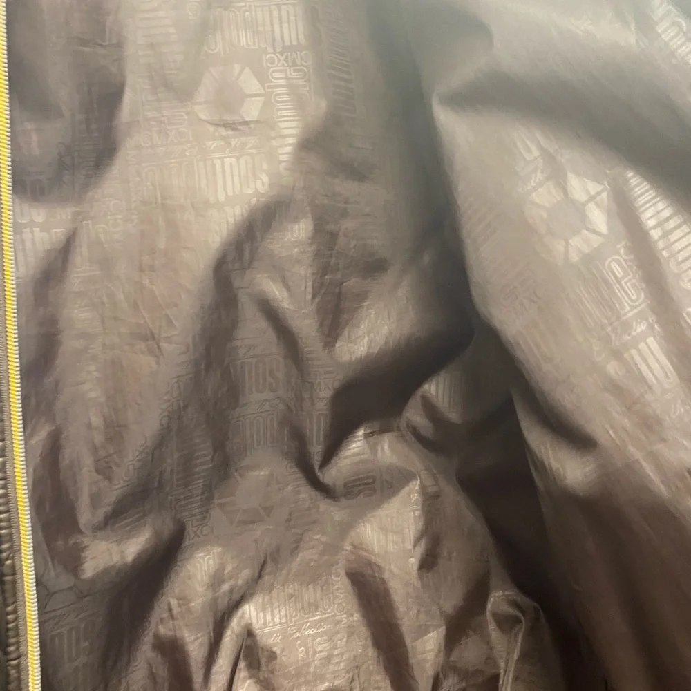Man’s Jacket - Picture 5 of 14